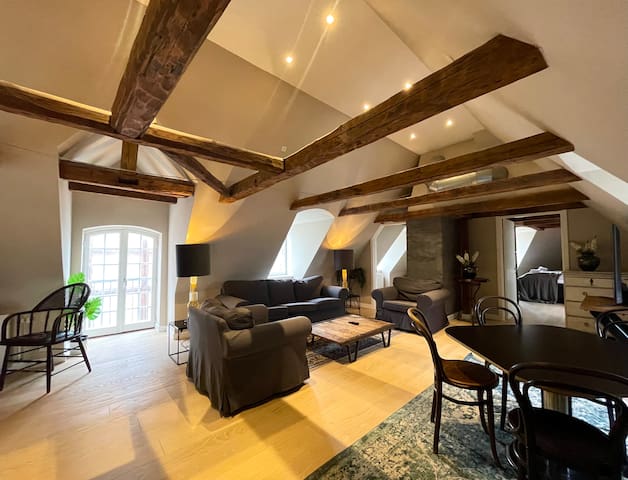 Streckers apartments managed Airbnb listing 2