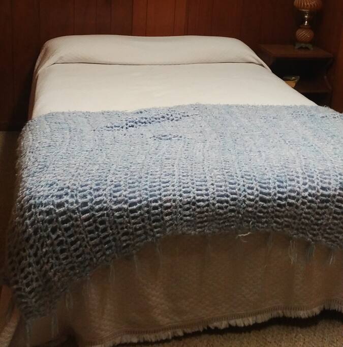 Queen Size bed in bedroom