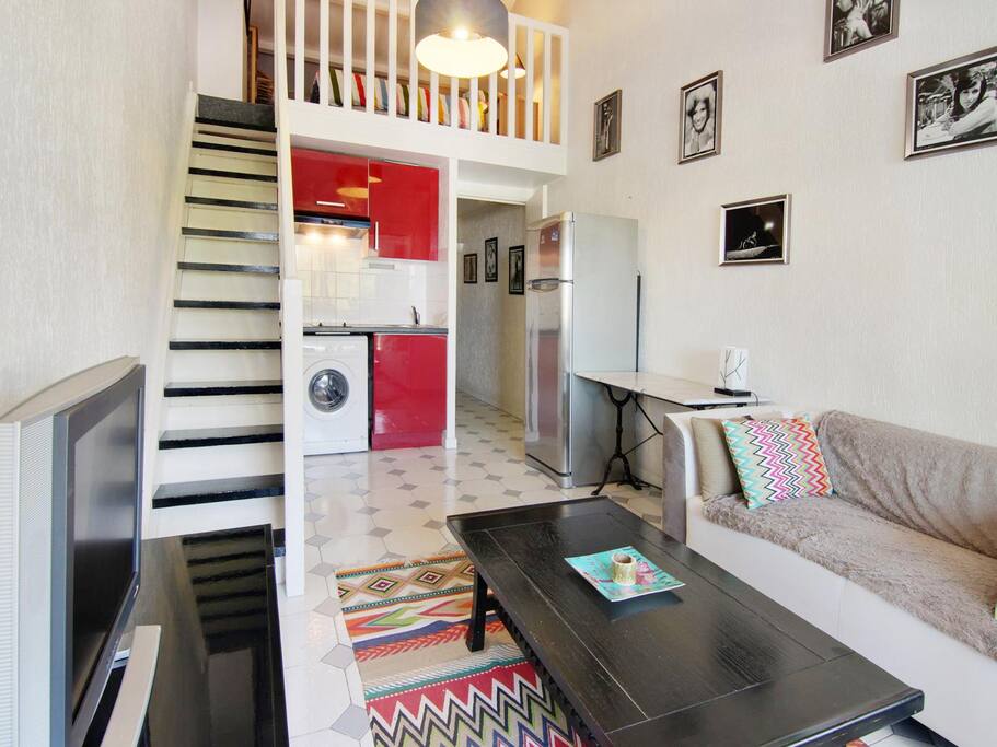 Living and kitchen space