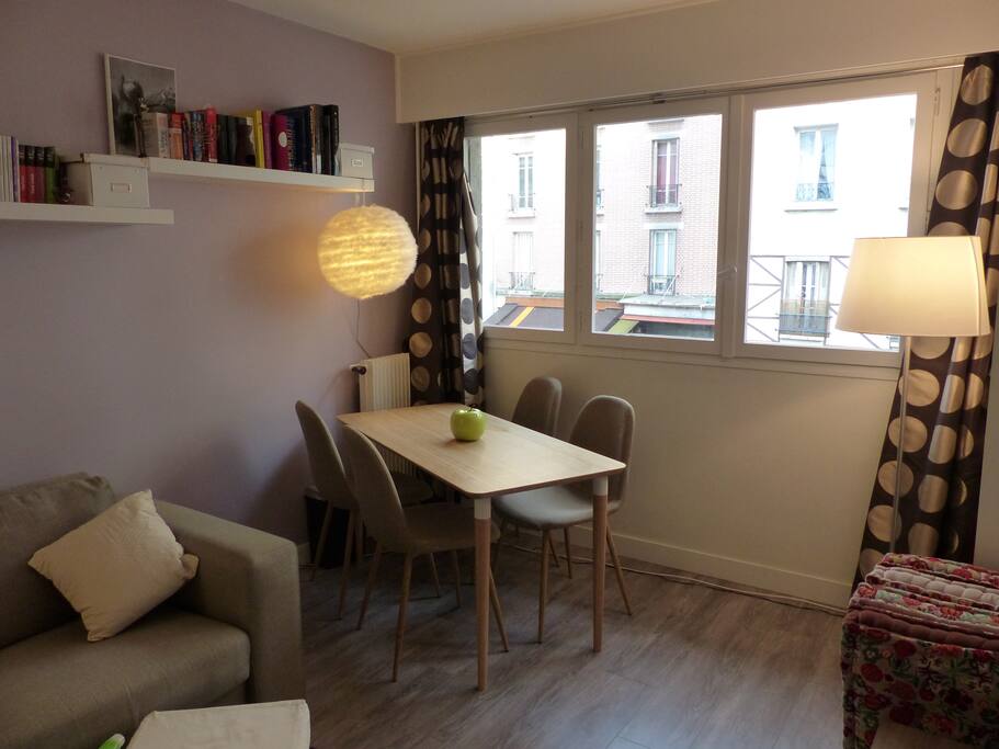 Le Salon partagé/ the sharing Livingroom