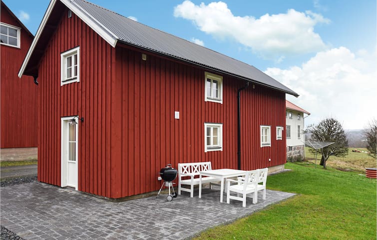 Holiday cottage with 3 bedrooms on 66m² in Rävlanda