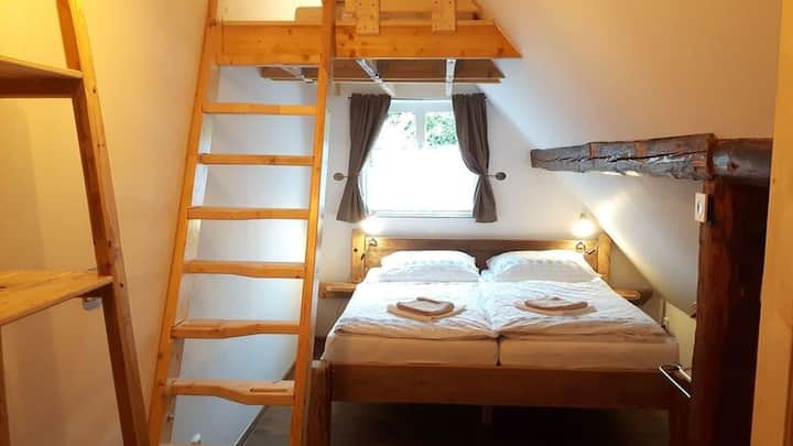 Loft në dhomën e gjumit