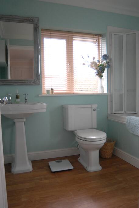 Shared bathroom; Shower over bath.