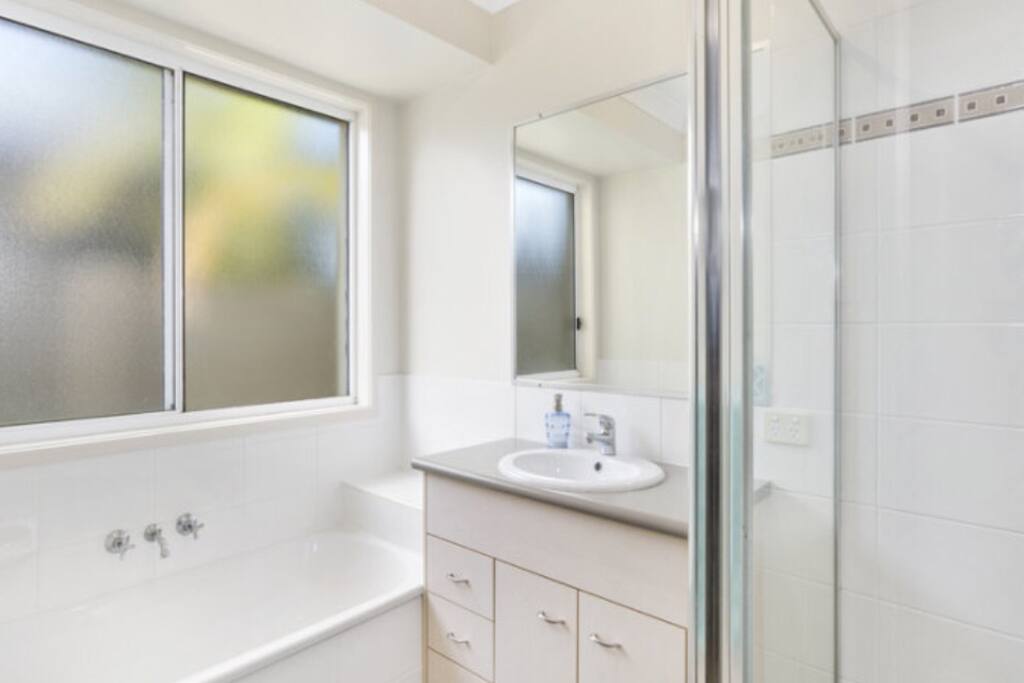 Main bathroom, separate bath and shower. Toilet / WC is separate to this.