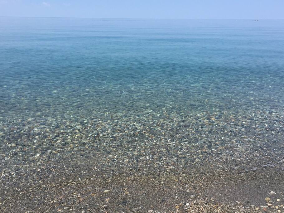 il mare davanti a Casa Solares