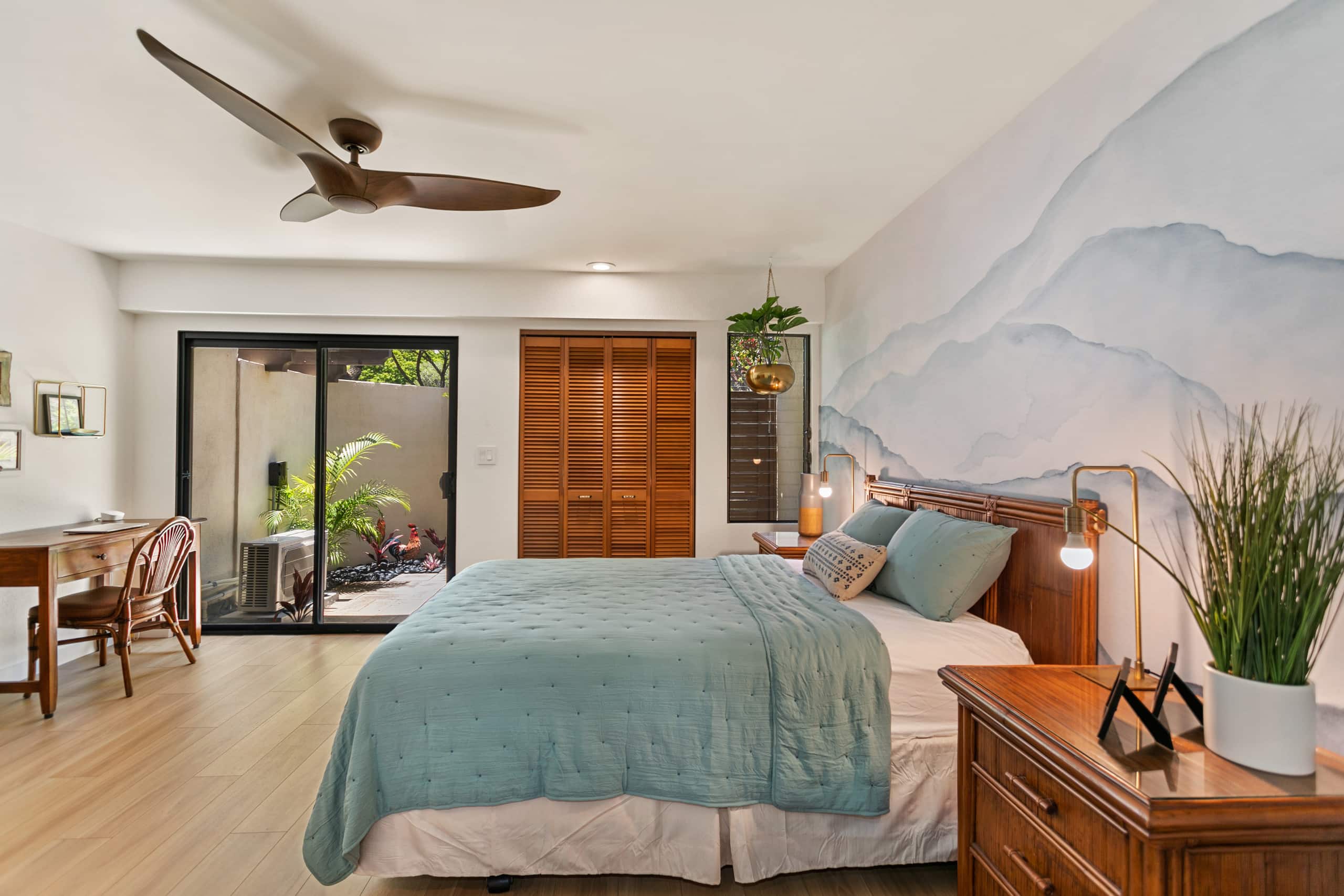 Condo in Kihei · ★4.93 · 1 bedroom · 2 beds · 2 baths - Image 14
