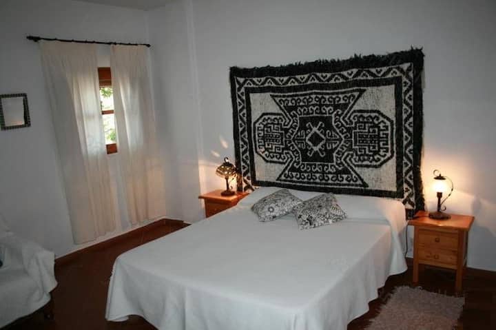  Another photo of the master bedroom 