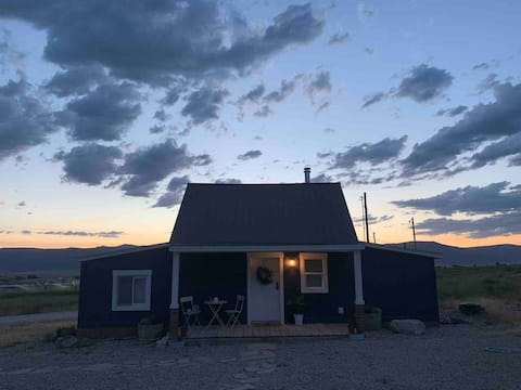 Wild Acres Farmhouse with Private Hot Tub