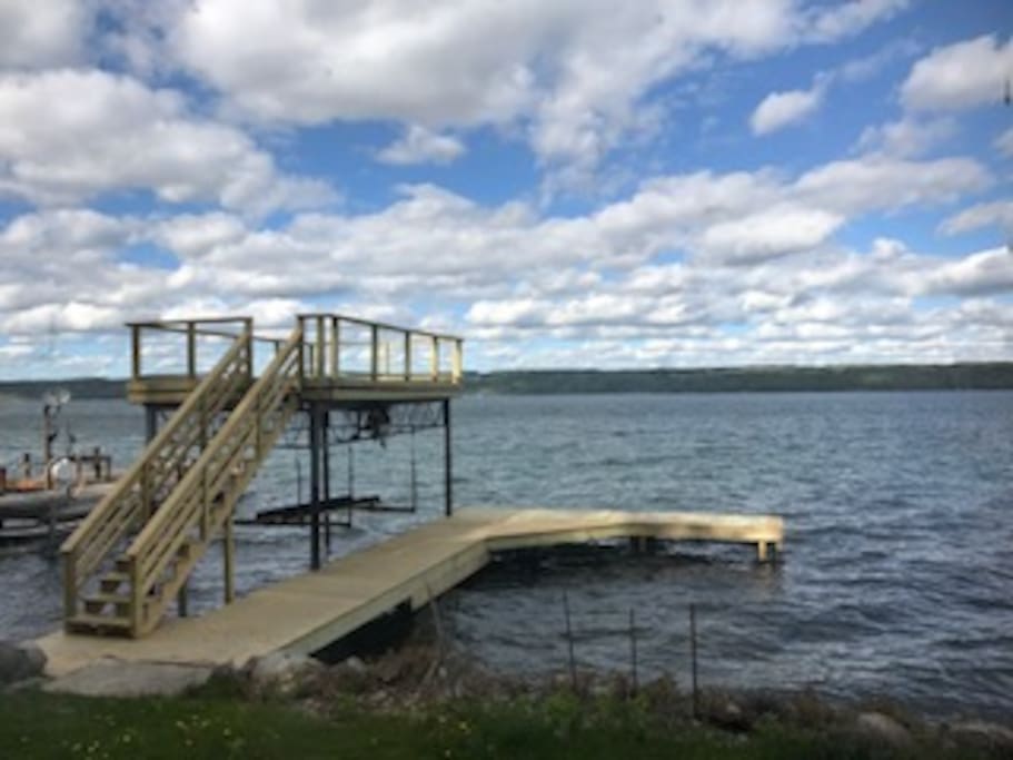 Sky Deck for lounging and great views of Cayuga Lake