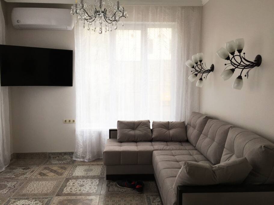 Жилье на шмидта. Проспект шмидта 24 когалым. Новороссийск ул лейтенанта шмидта 38. Когалым пр. Жилье на шмидта.