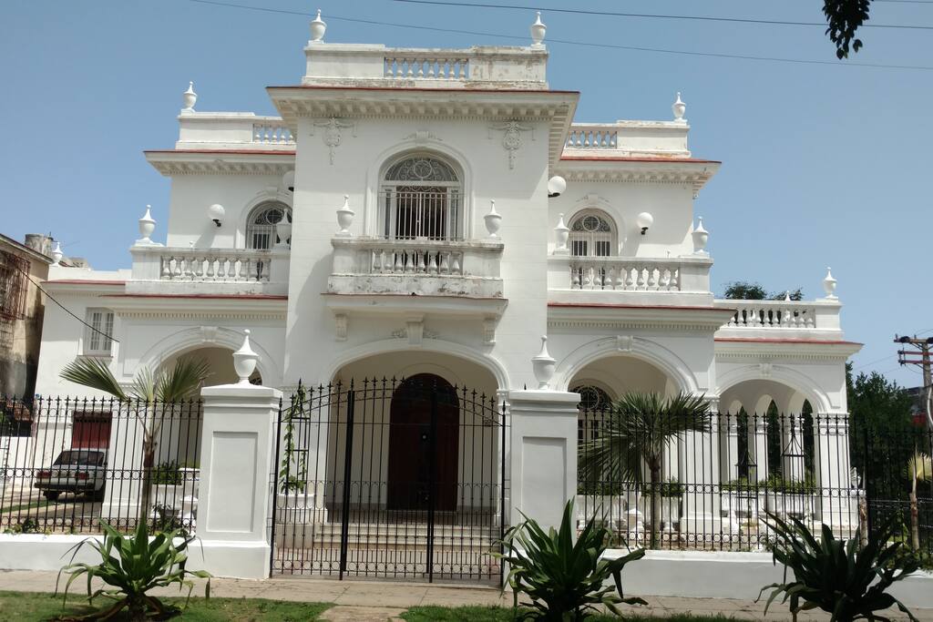 The Full House (front)