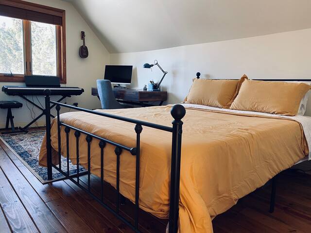 Modern Barnhouse Retreat Houses For Rent In Honesdale Pennsylvania United States