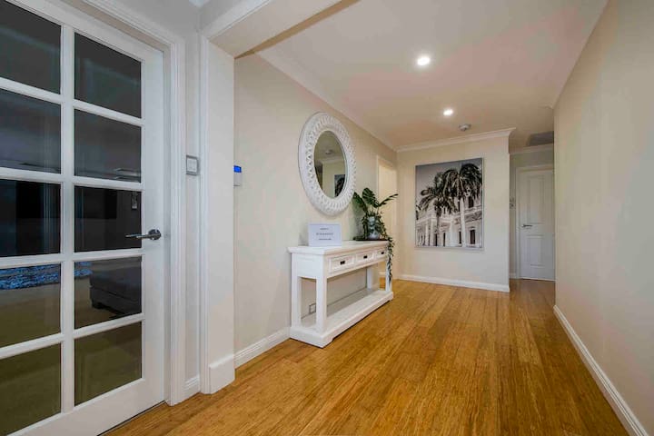 RIVERSCAPE⭐️⭐️⭐️⭐️⭐️ gallery image 2