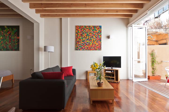 CONDESA COZY, COMFORTABLE APARTMENT