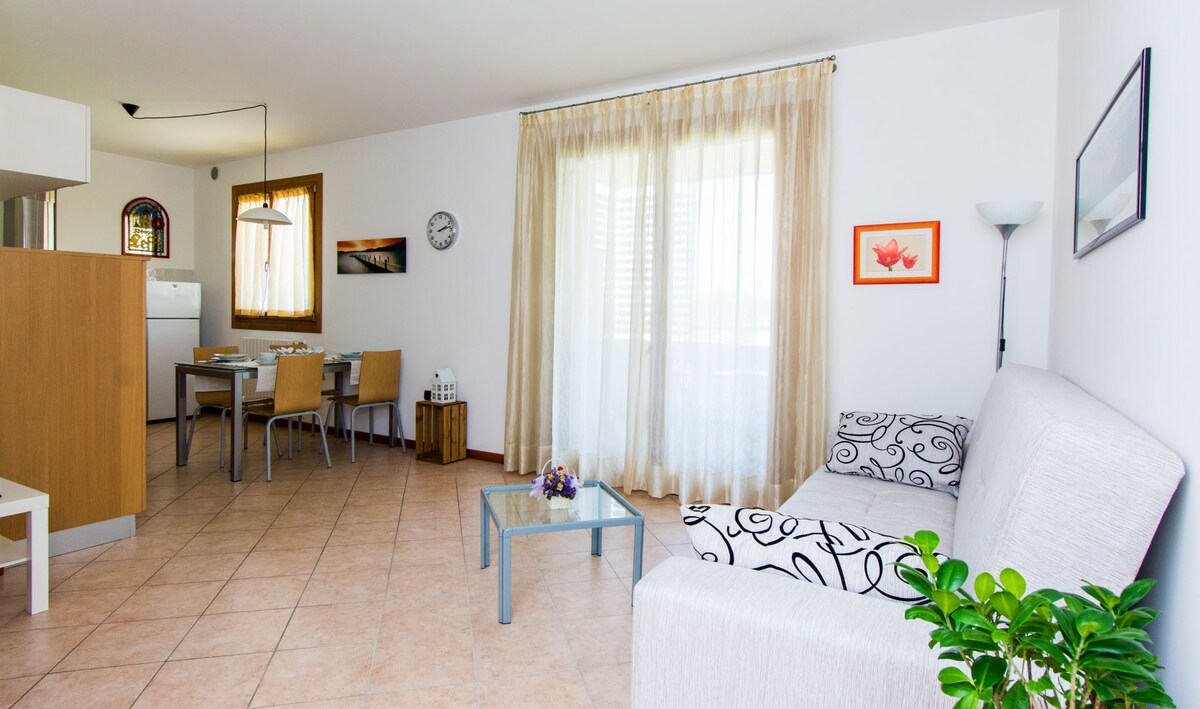 Top performing Airbnb: Sunset View Treviso Apartment in Treviso