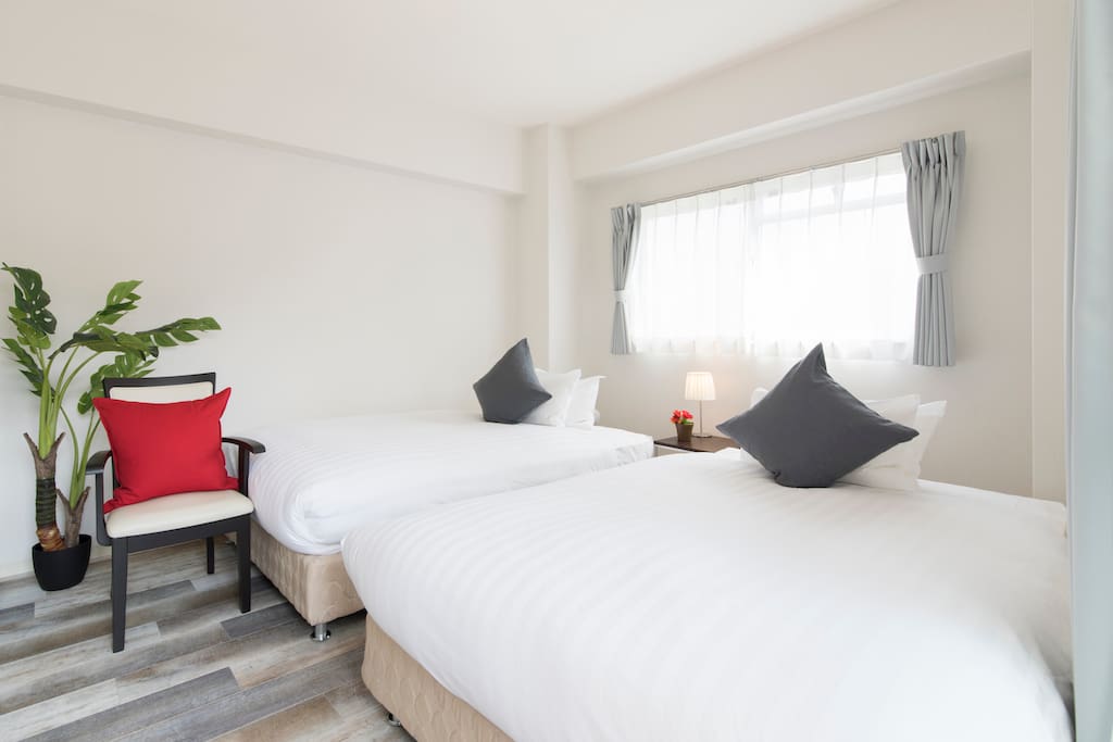 Bed room 1