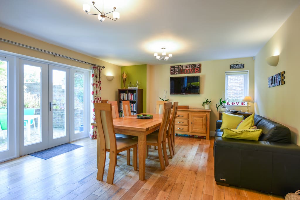 A light and airy place to enjoy breakfast when the weather does not allow outside eating