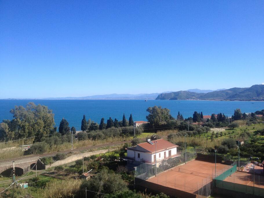 Vista dal terrazzino sul golfo di Patti