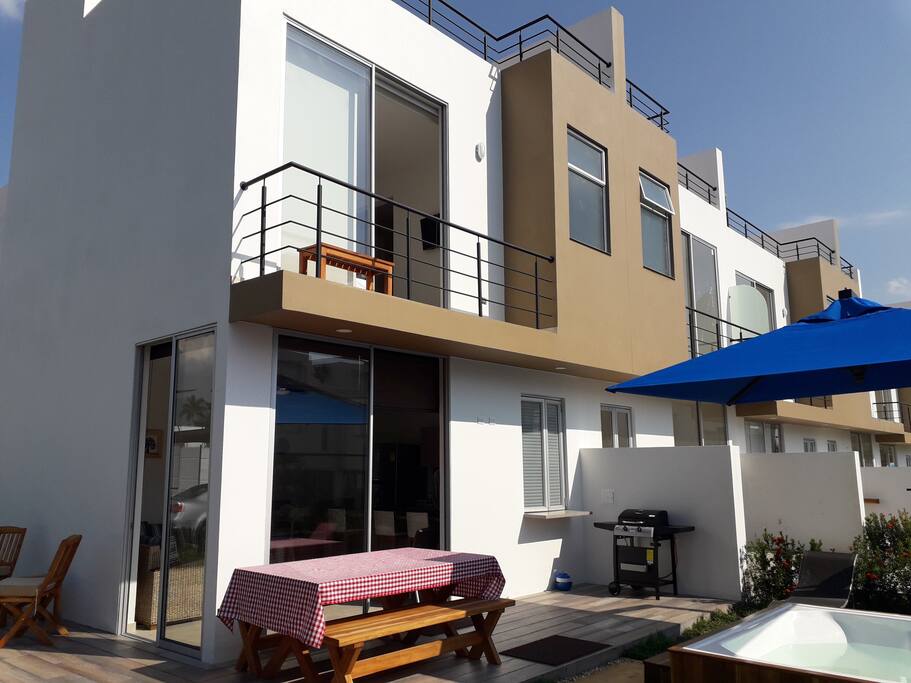 Hermosa y moderna casa campestre para estrenar. - Melgar의 전원주택에서 살아보기, Tolima, 콜롬비아