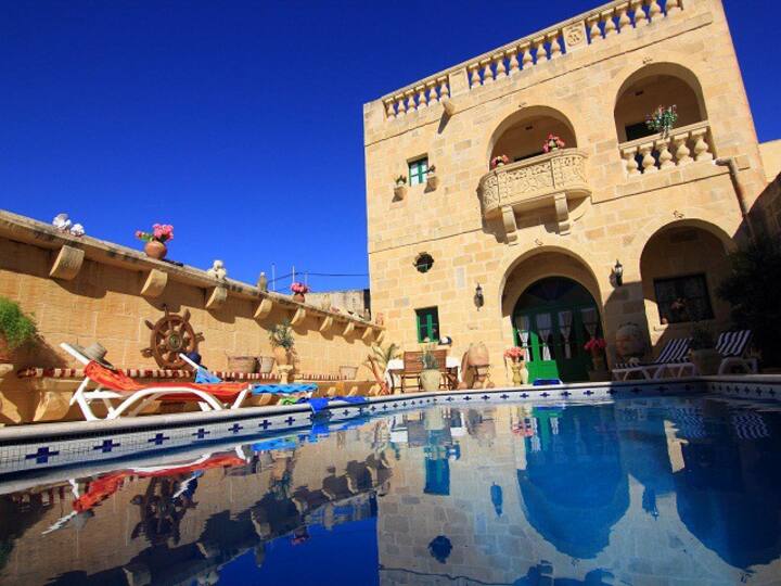 Villa in Gozo · ★4.88 · 6 bedrooms · 14 beds · 6 baths