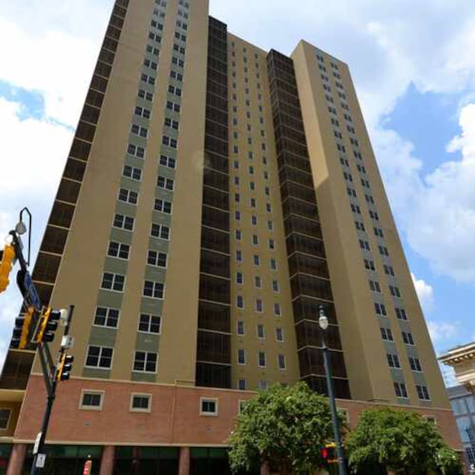 Peachtree Towers