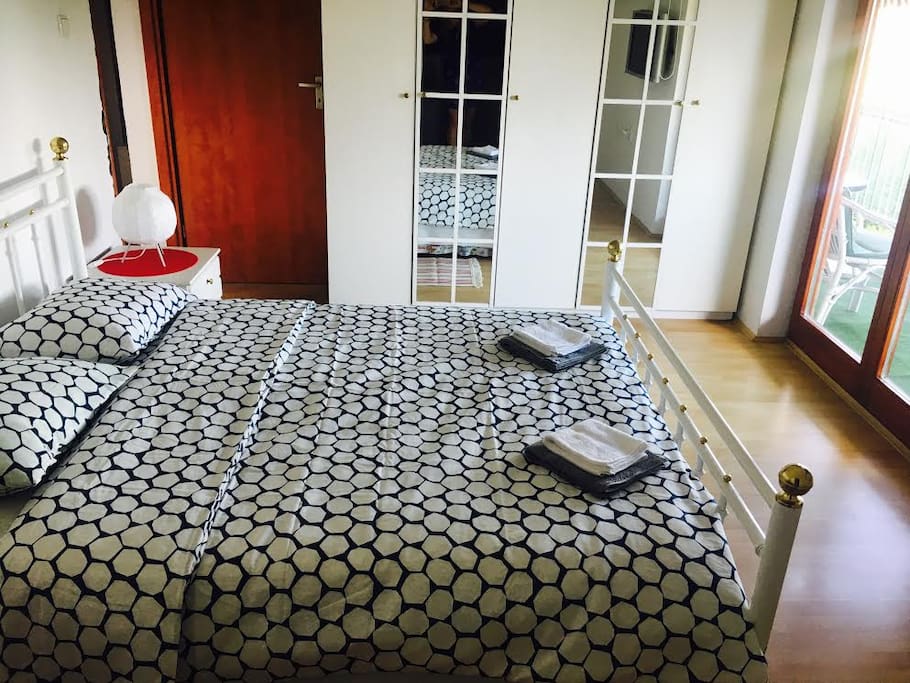 Room 1