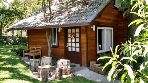 Top performing Airbnb: German-style cottage in the city center for 4 people in Canela
