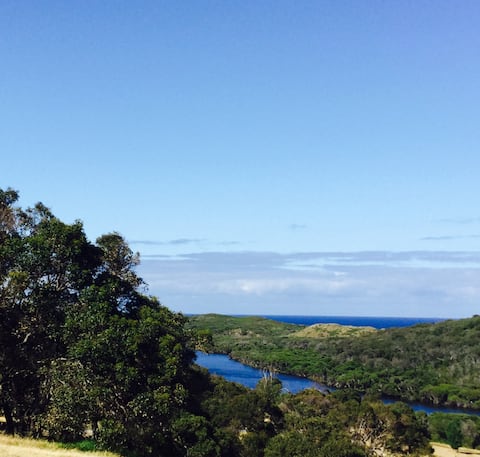 Successful Airbnb property: River Blue: Sublime River & Ocean Views- 1 bedroom in Margaret River