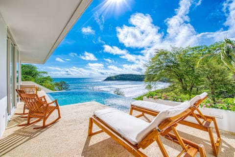Introductory rates! New Remanso beach house