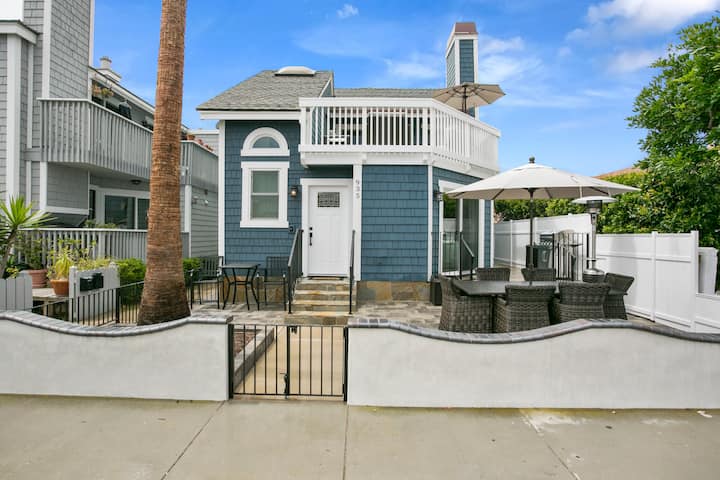 Balboa Peninsula 3 Bedroom Unit - Balboa Island, CA