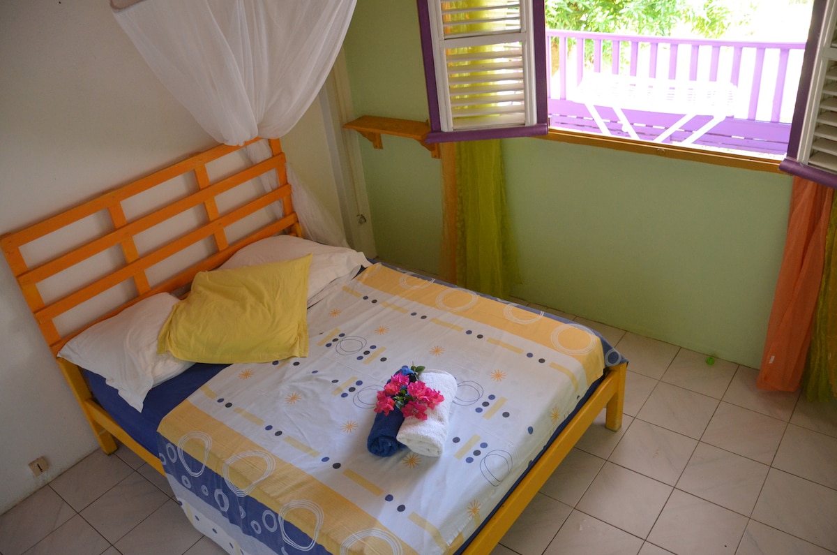 ห้อง 2 แอร์สำหรับผู้เข้าพัก 2 คน