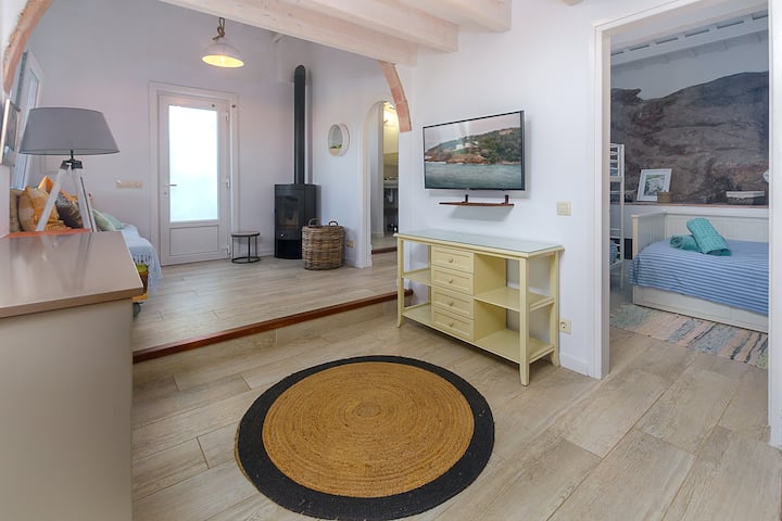 غرفة عائلية وباب حمام وغرفة نوم 2