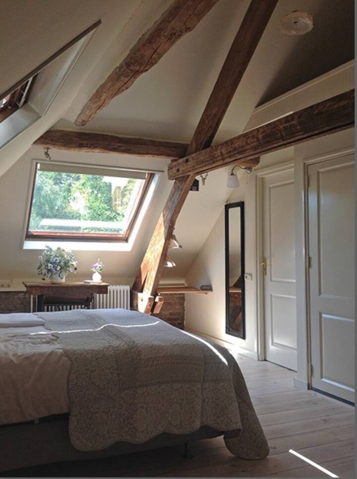 Annelies Place to B& B kamer Lotte