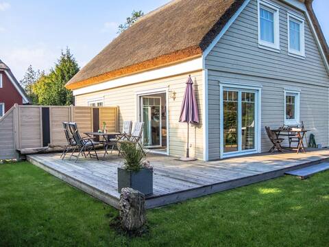Holiday home in Ahrenshoop/Fischland/Darß