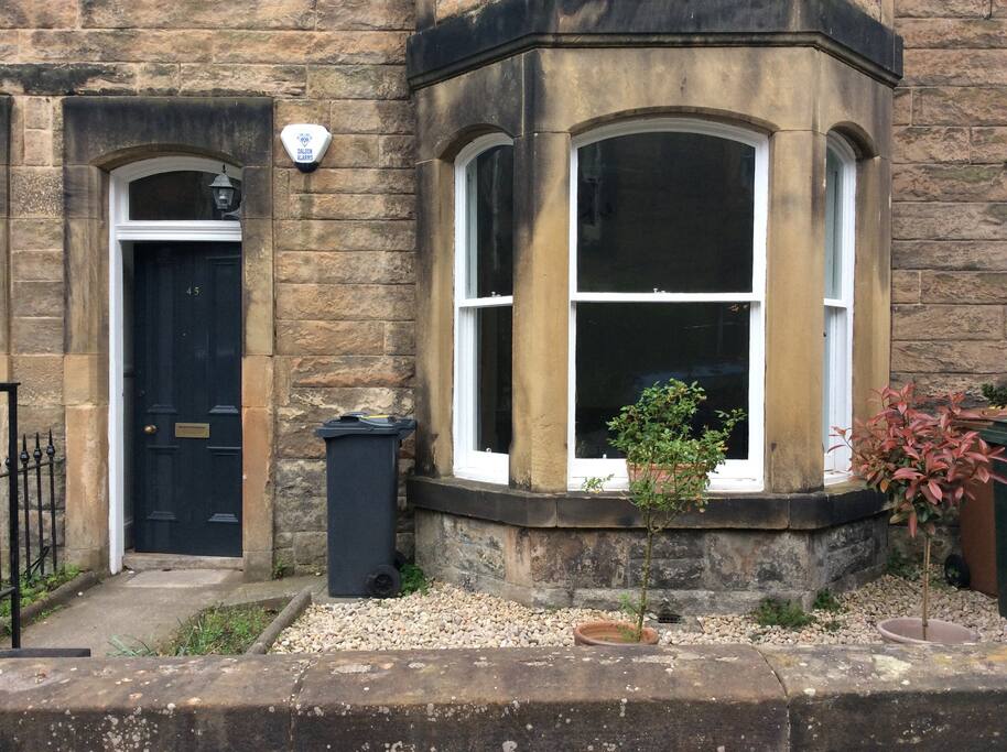 Private entrance to apartment