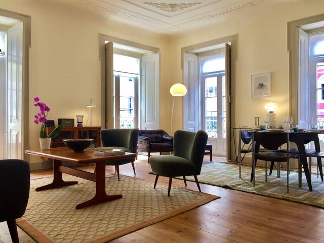 Condessa80 (A) Style & Chic in Chiado gallery image 2