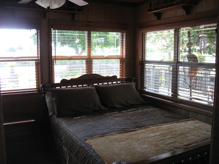 Private bedroom