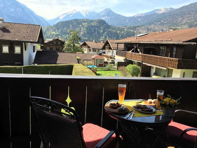 2 Room with Pool, Sauna, Garage and WiFi