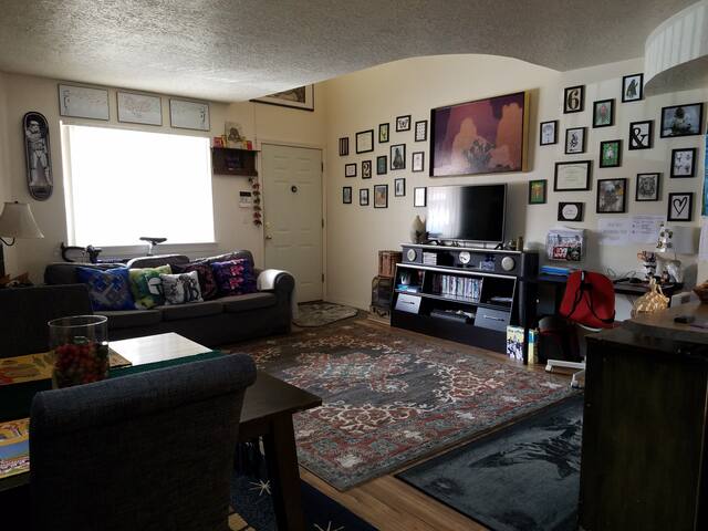 Cute room in 2 story loft with spiral staircase