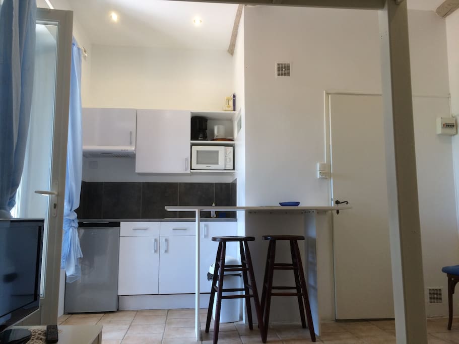 Kitchenette et table/bar