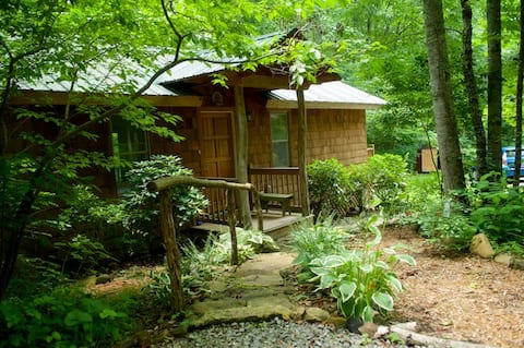 Top Airbnb: Waterfall Cottage in Swannanoa