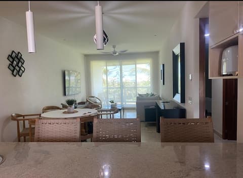 Popular Airbnb listing: Apartment at Vidanta in Las Jarretaderas