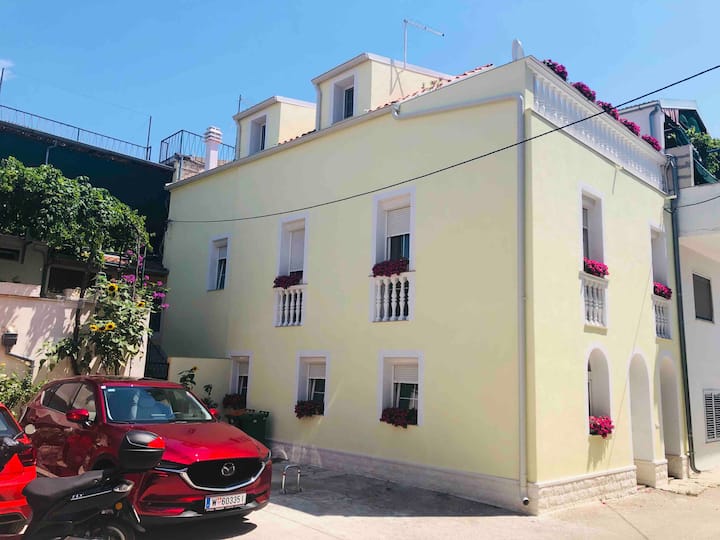 Summer House - Vodice, Croatia - Vodice