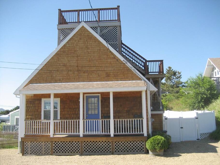 Enjoy the Farmer's Porch, Back and Roof-Top Decks!