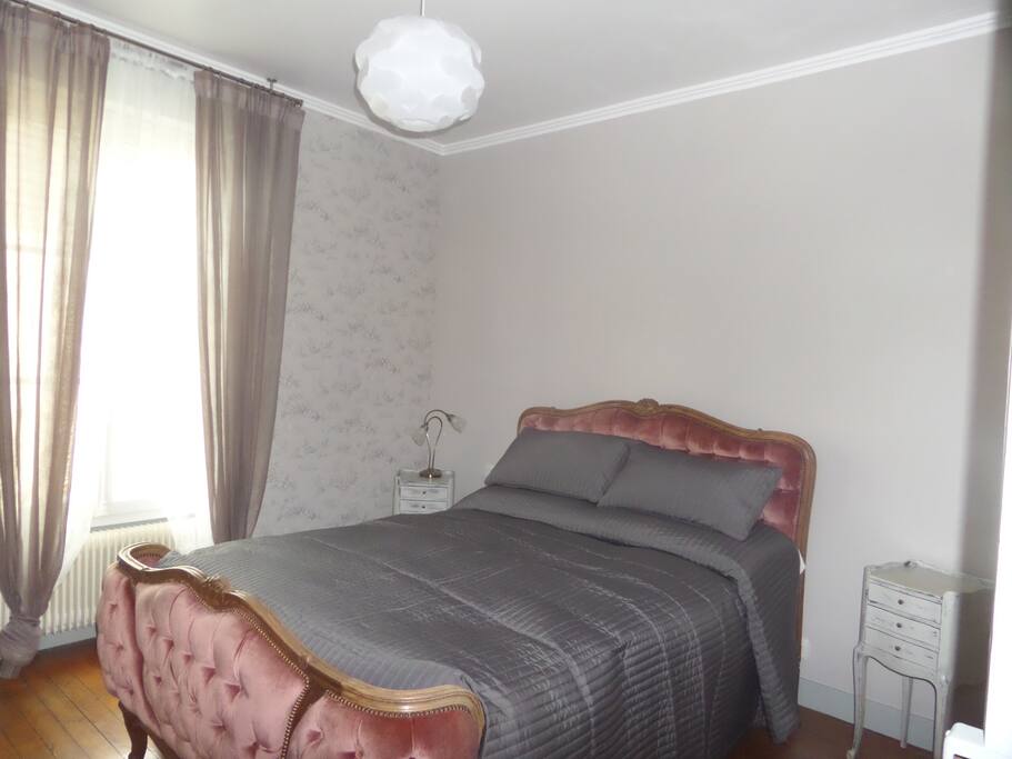 Main double bedroom