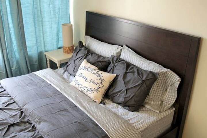 Hotels Airbnb Vacation Rentals In Monterey California Usa