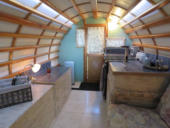 Remote Gypsy Bow Top And Shepherds Hut - Exmoor