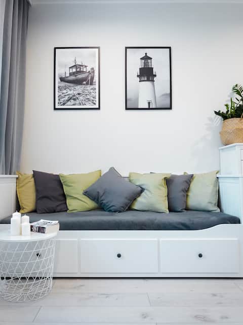 Successful Airbnb property: AON Fahrenheit apartment for 5 people in Aniołki