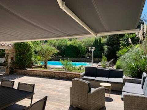 THREE BEAUTIFUL VILLA "LA COLOMBIERE"