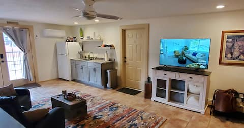 Successful Airbnb property: Cozy Casita w/ Red Mountain View in Ivins